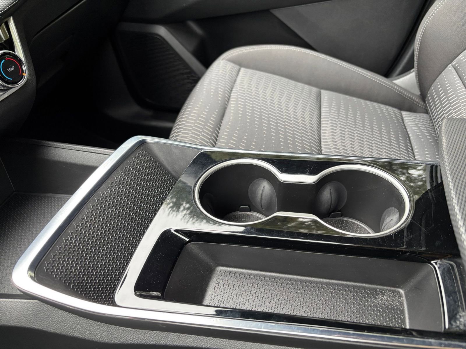 Used 2025 Chevrolet Equinox LT image 41