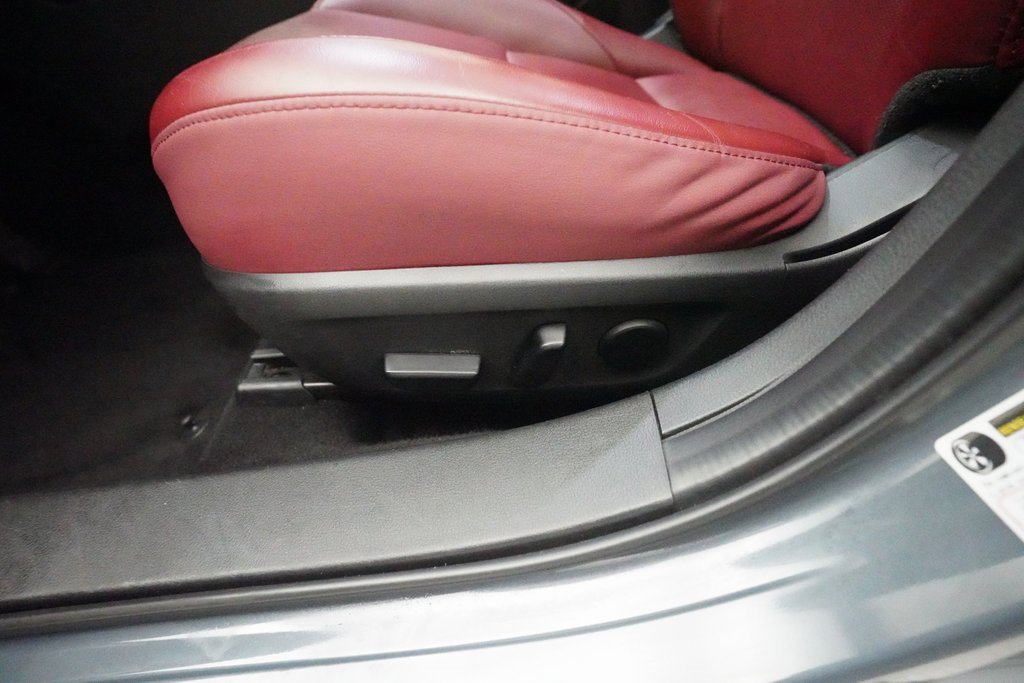 Used 2024 MAZDA MAZDA3 s image 28