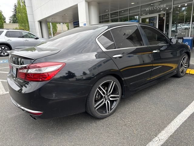 Used 2016 Honda Accord Sport image 5