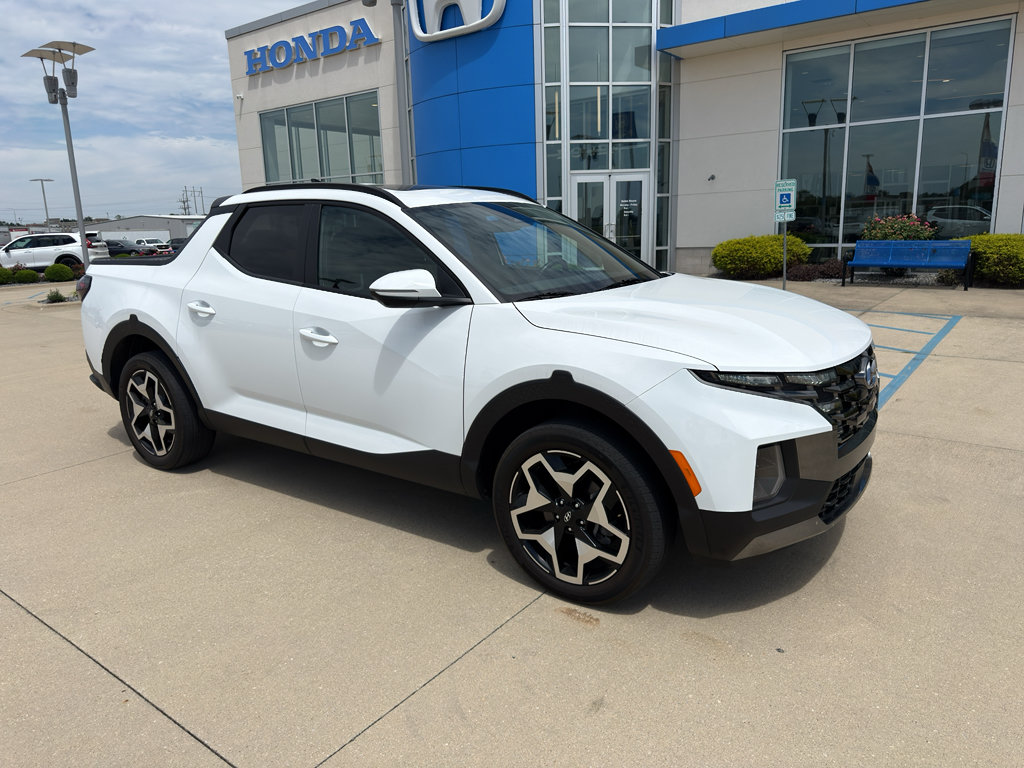 Used 2022 Hyundai Santa Cruz Limited AWD/4WD image 1