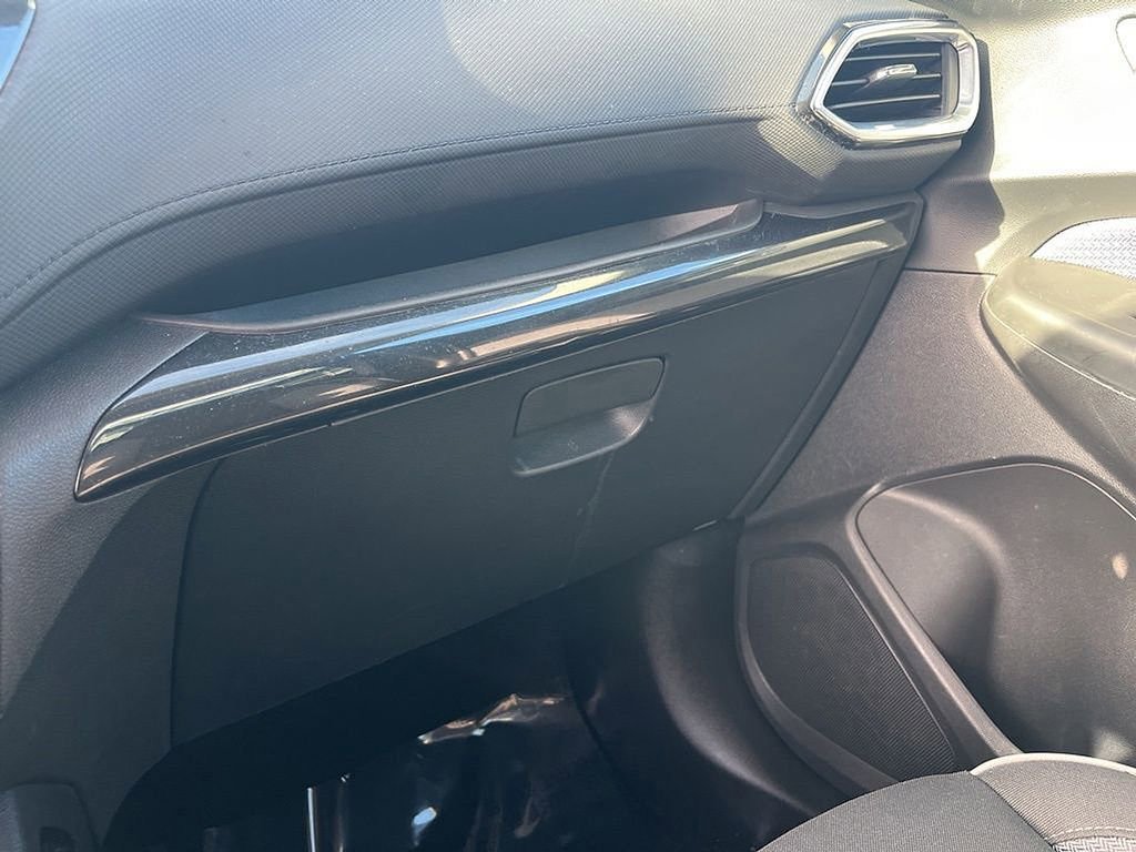 Used 2023 Chevrolet TrailBlazer LT w/ Convenience Package image 32