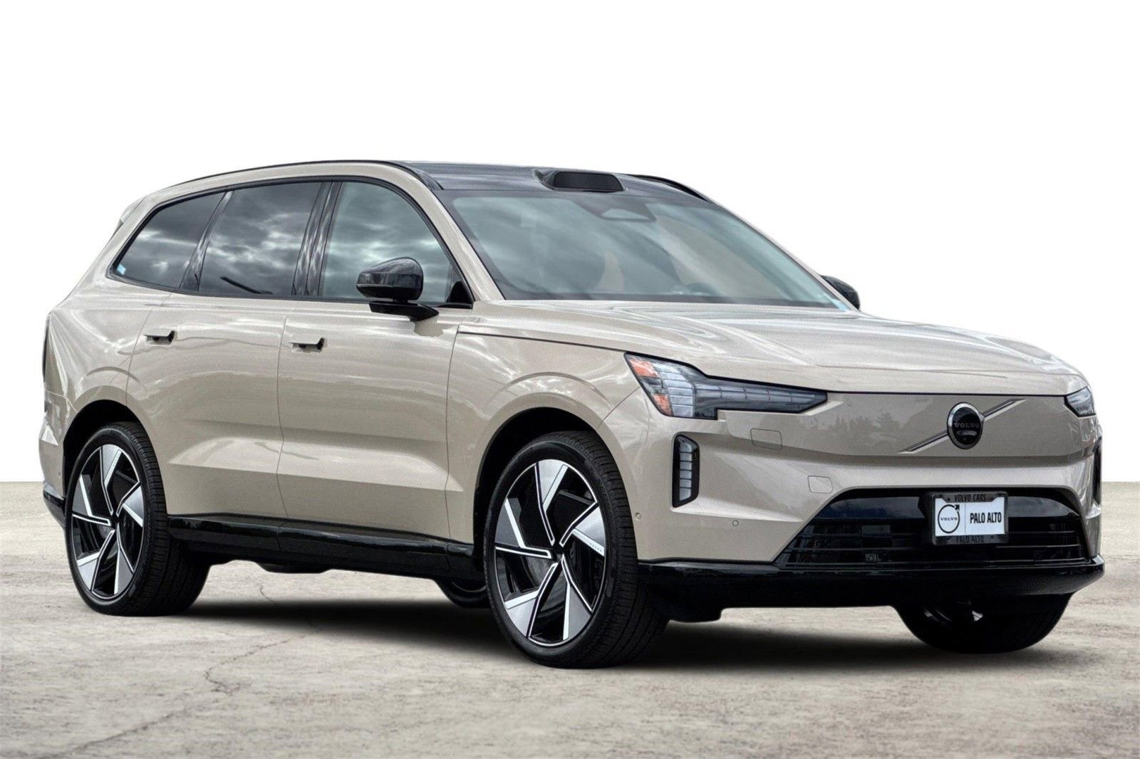 New 2025 Volvo EX90 Ultra w/ Protection Package Premier image 9