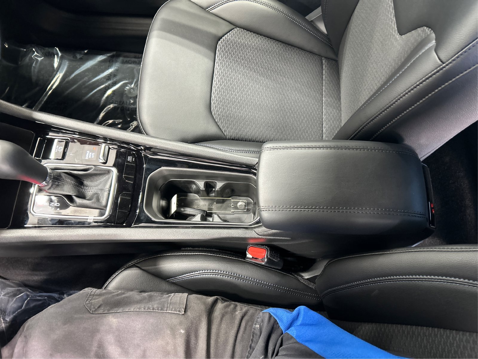 New 2026 Jeep Compass Latitude AWD/4WD image 14