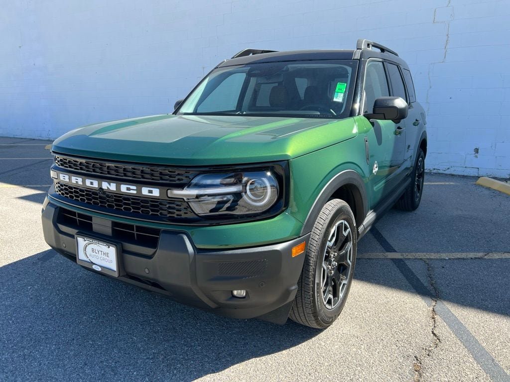 Used 2025 Ford Bronco Sport Outer Banks w/ Outer Banks Tech Package+ image 1