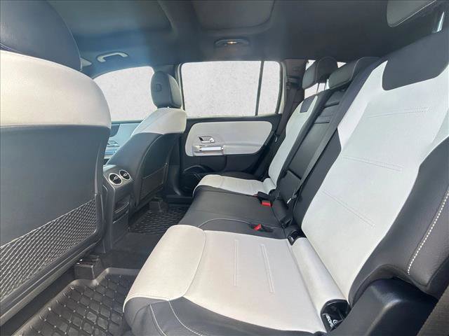 Used 2022 Mercedes-Benz GLB 250 4MATIC image 18
