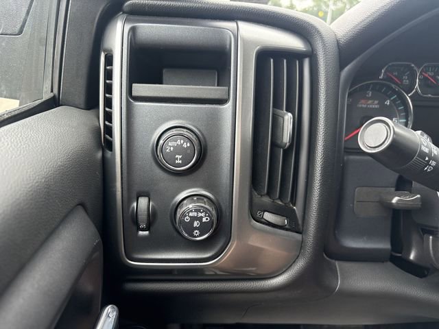 Used 2017 Chevrolet Silverado 1500 LT w/ All Star Edition image 37