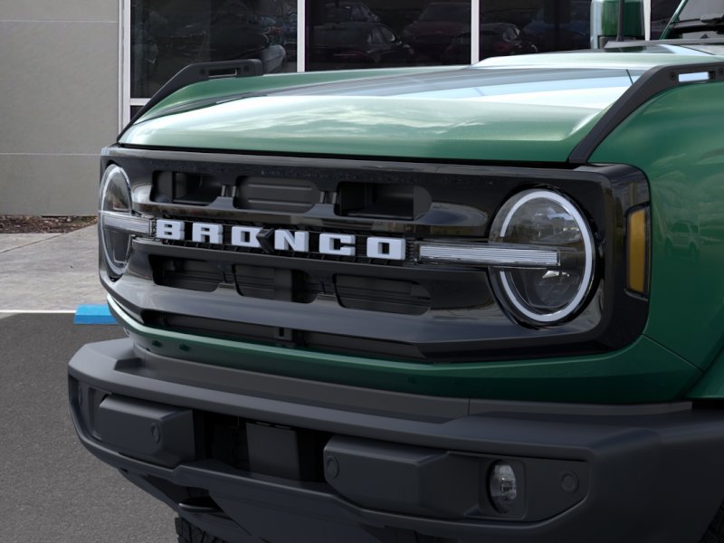 New 2025 Ford Bronco Outer Banks AWD/4WD image 19