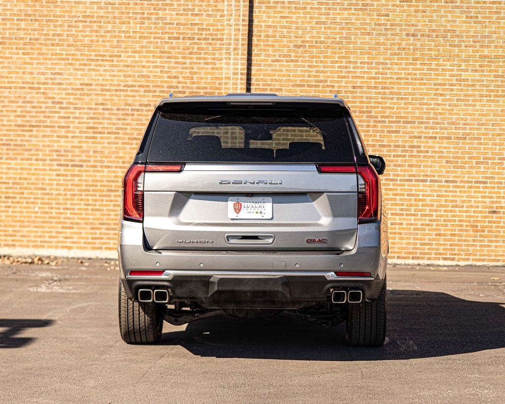 Used 2026 GMC Yukon Denali w/ Sun & Power Step Package image 12