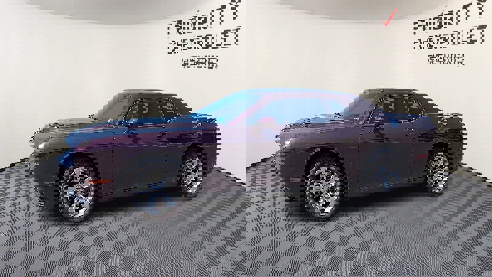 Used 2021 Dodge Challenger SXT image 4