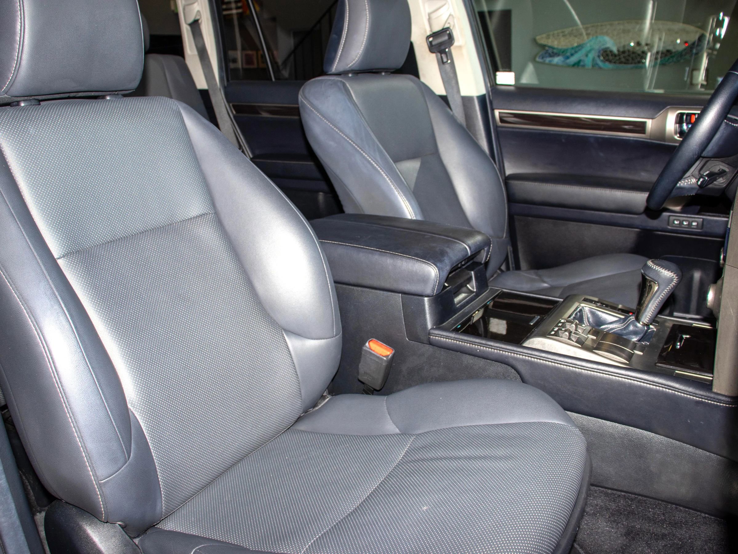 Used 2014 Lexus GX 460 image 16