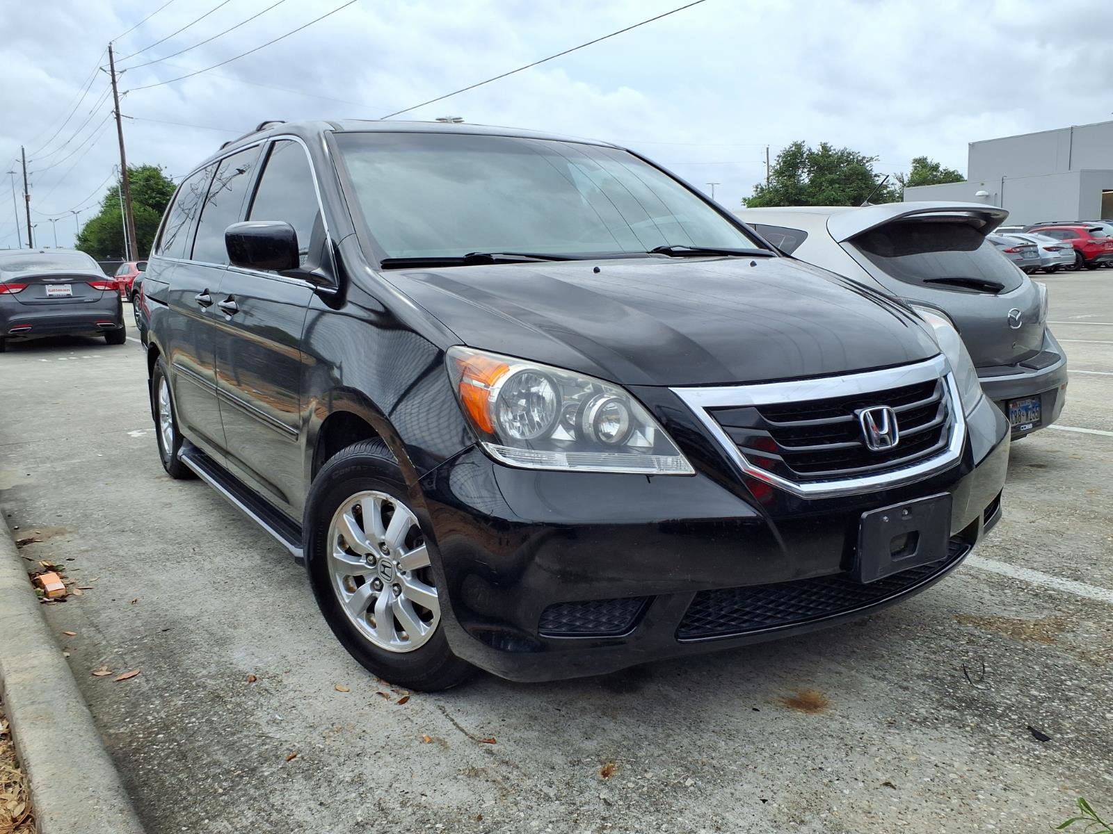 Used 2010 Honda Odyssey EX-L image 2