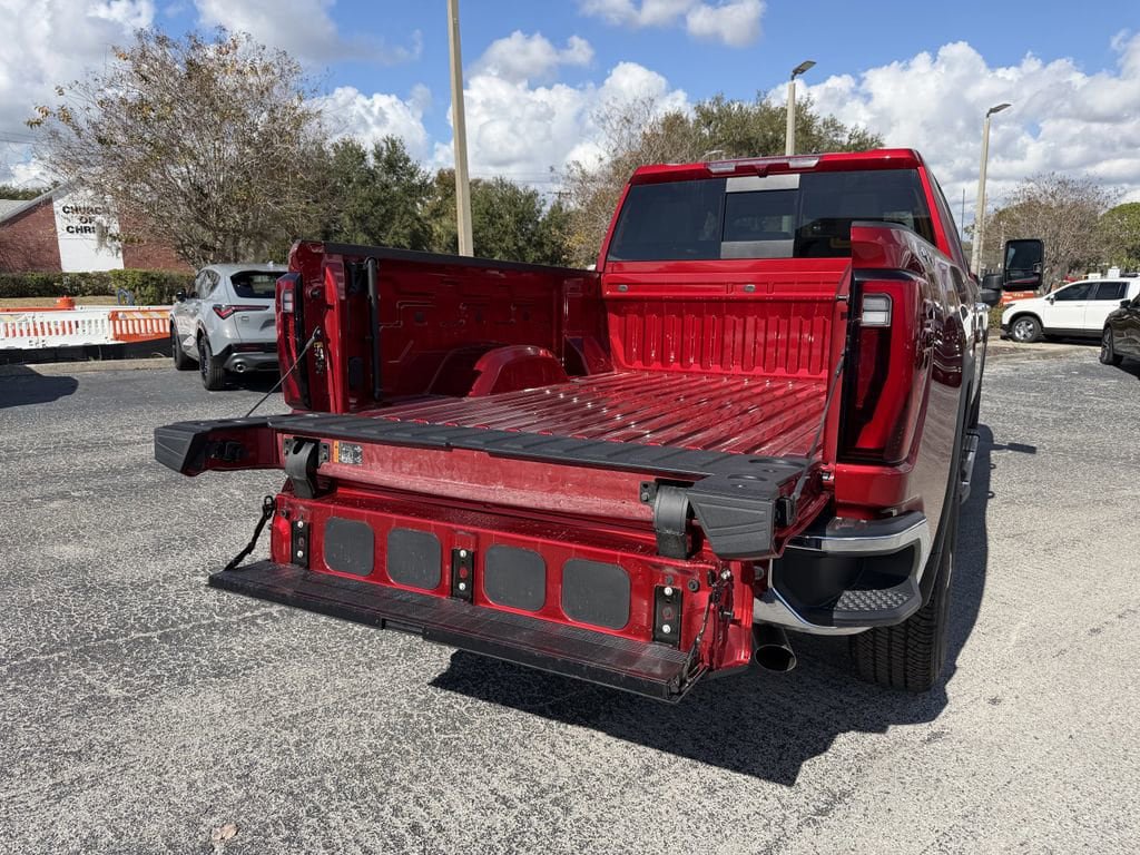 New 2026 GMC Sierra 2500 SLT w/ SLT Premium Package AWD/4WD image 12