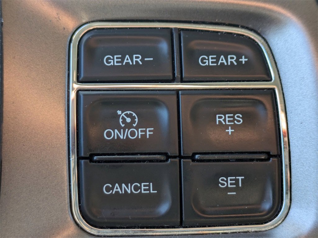 Used 2024 RAM 1500 Classic SLT image 27