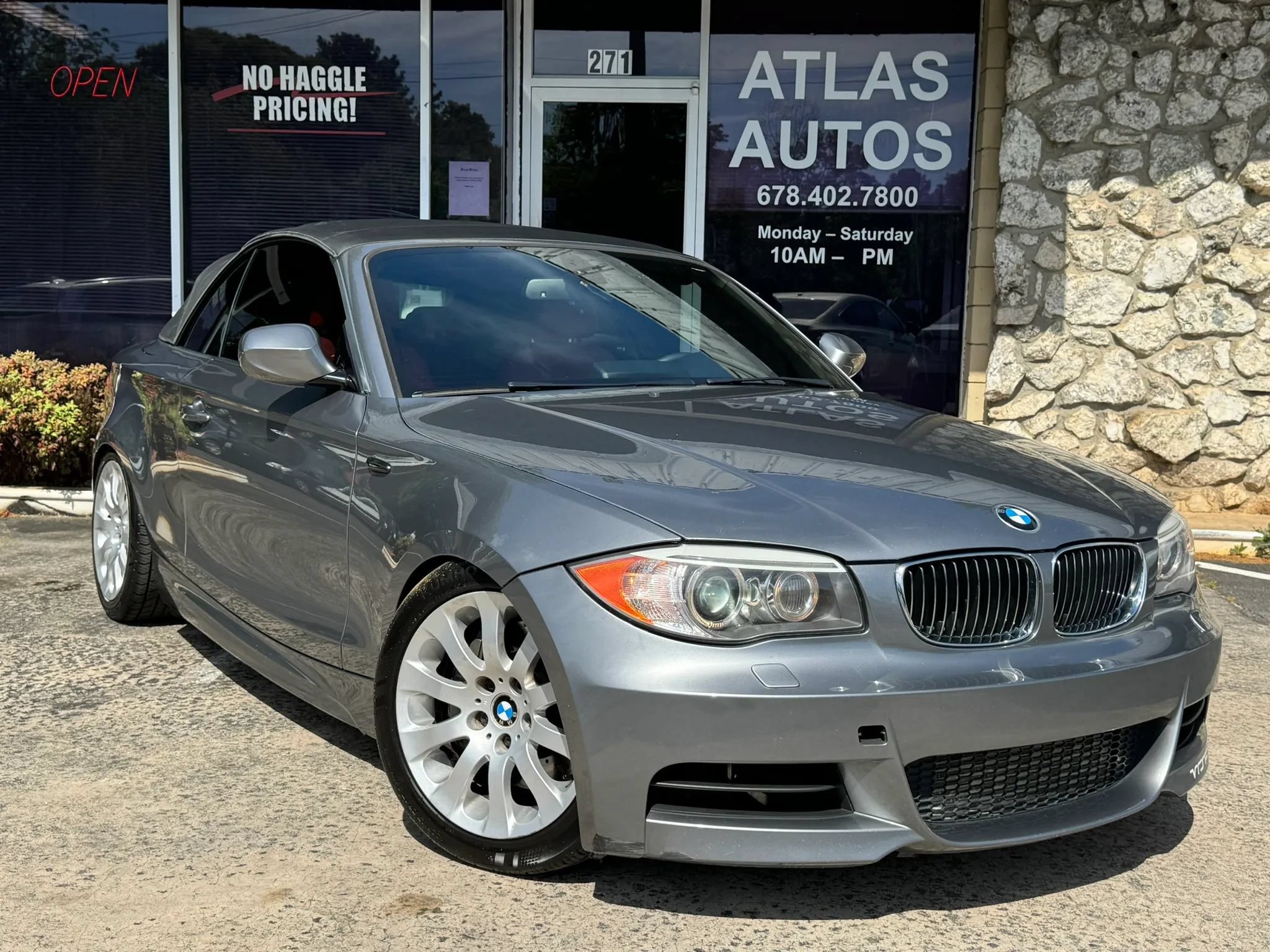 Used 2012 BMW 135i Convertible RWD image 2