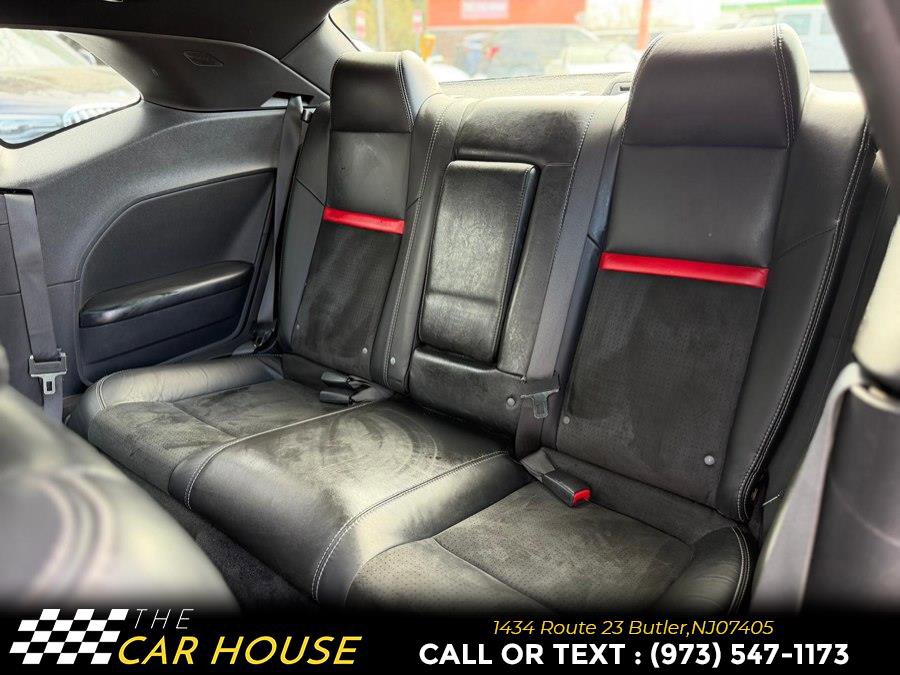 Used 2009 Dodge Challenger SRT8 w/ SRT Option Group II image 16