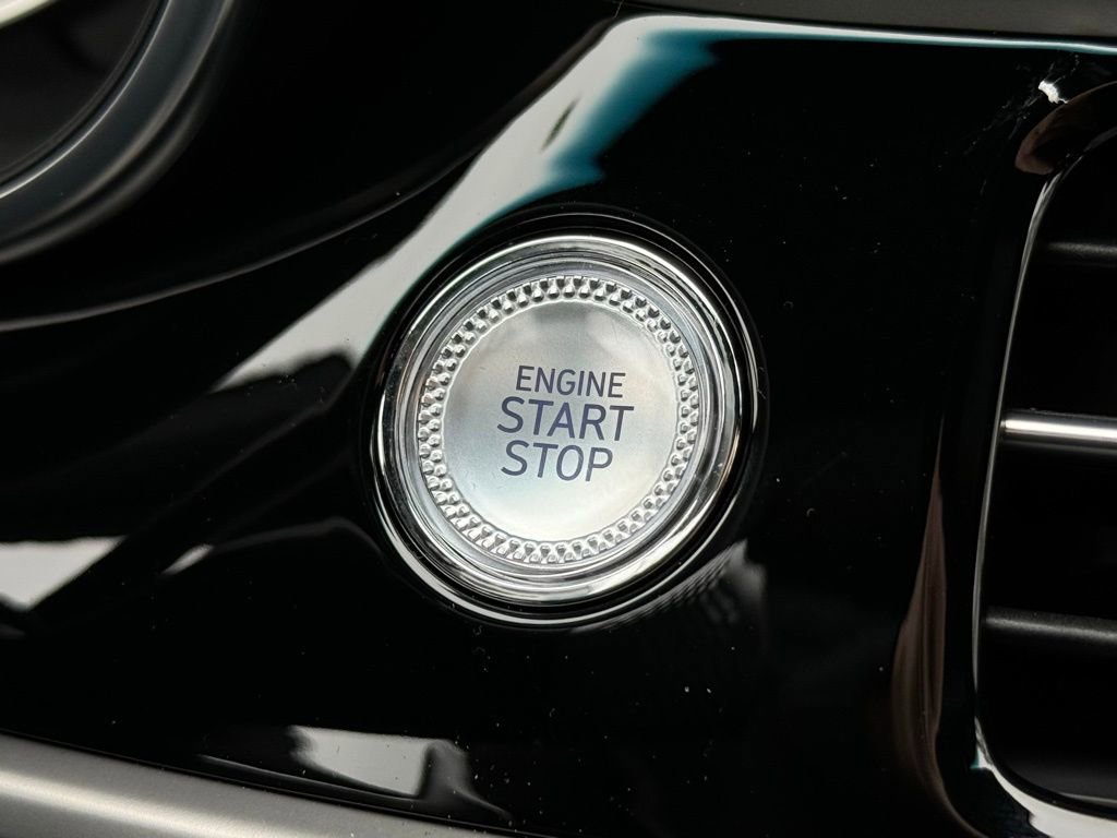 Used 2025 Genesis G70 2.5T w/ Sport Prestige Package image 35