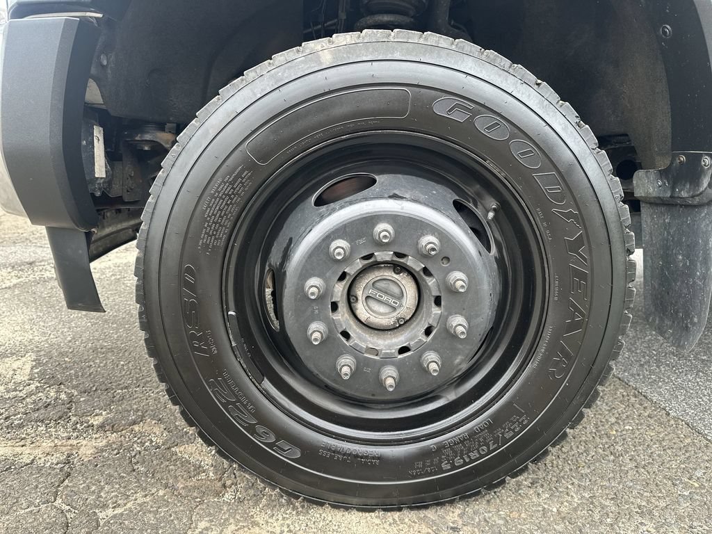 Used 2019 Ford F550 4x4 Regular Cab Super Duty image 10