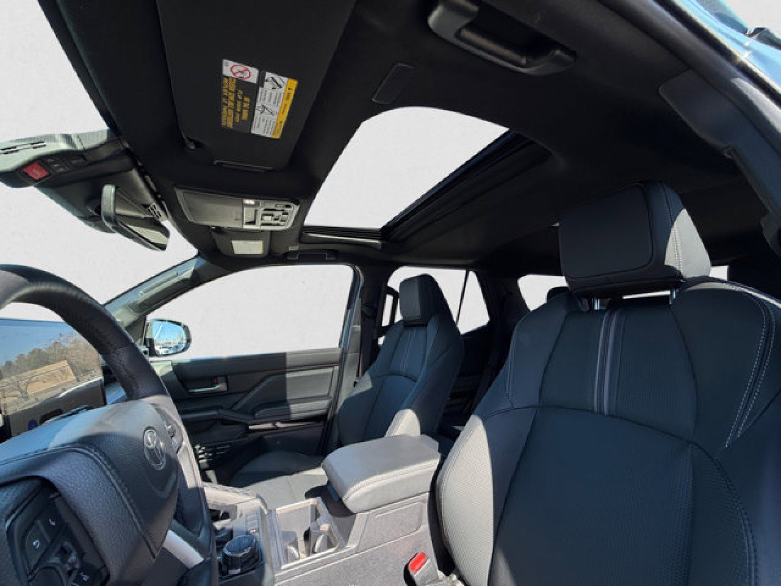 Used 2025 Toyota 4Runner Limited image 12