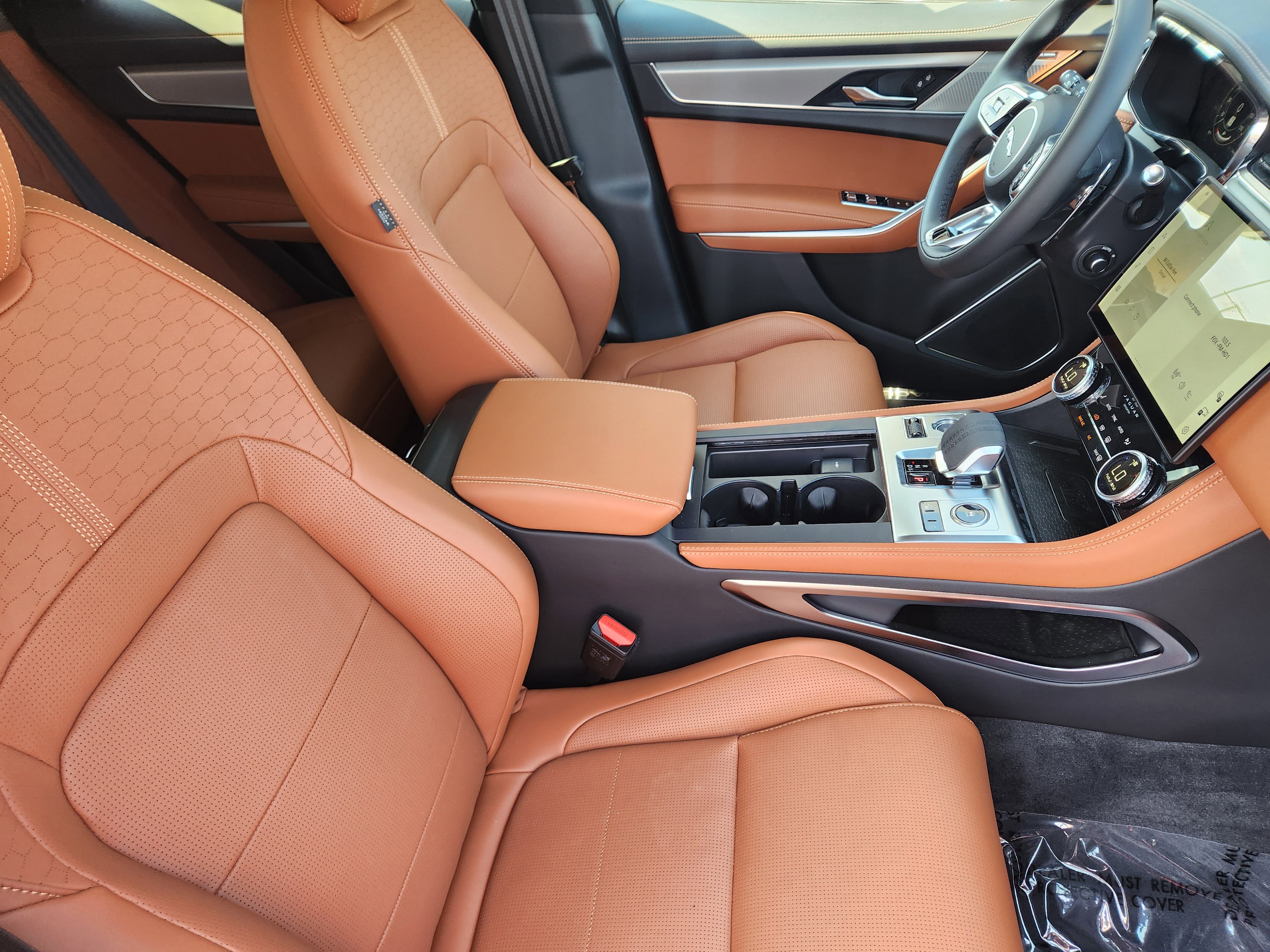 New 2026 Jaguar F-PACE R-Dynamic S image 25