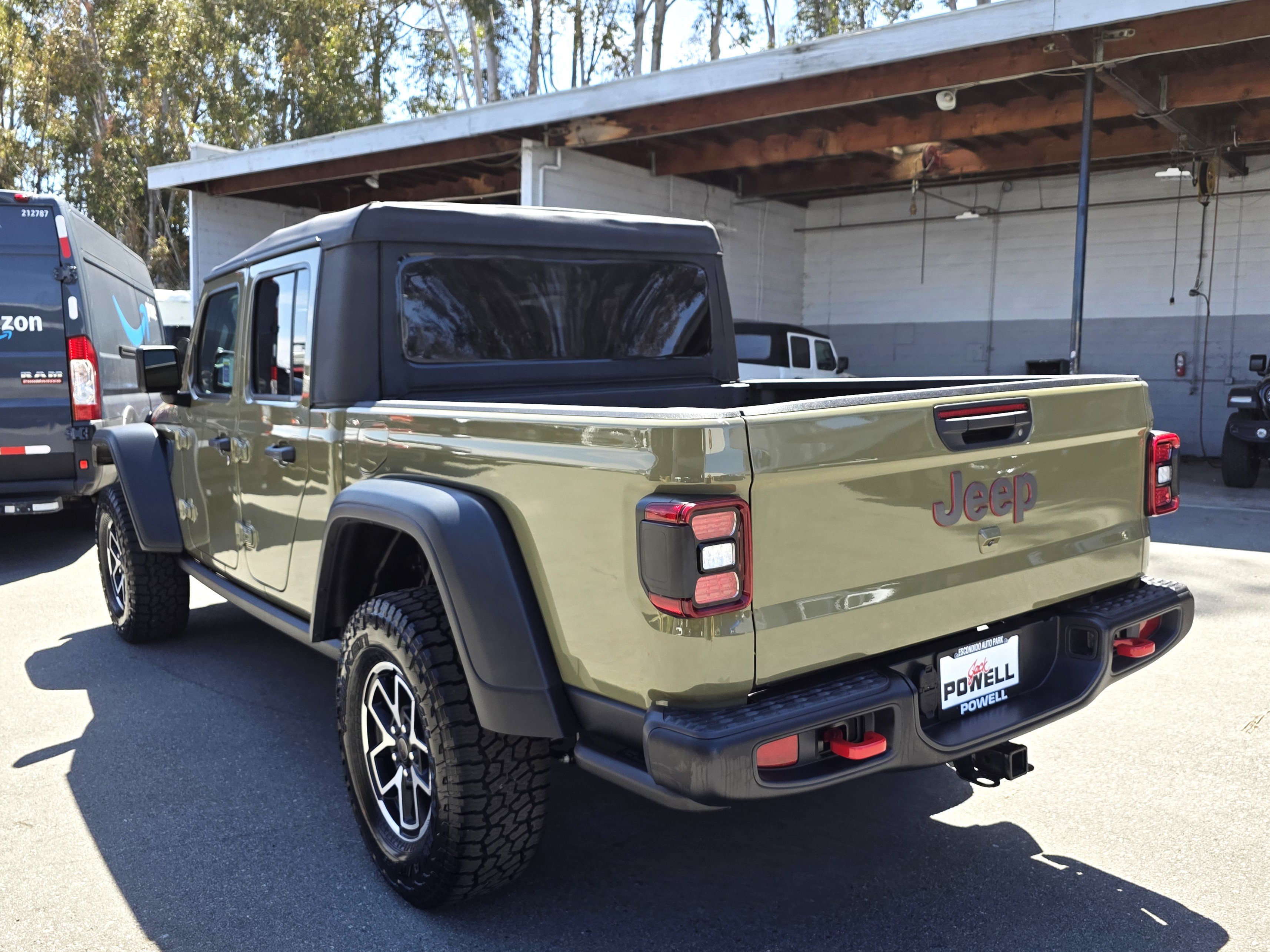 New 2026 Jeep Gladiator Rubicon w/ Steel Power Dome Hood Package AWD/4WD image 3
