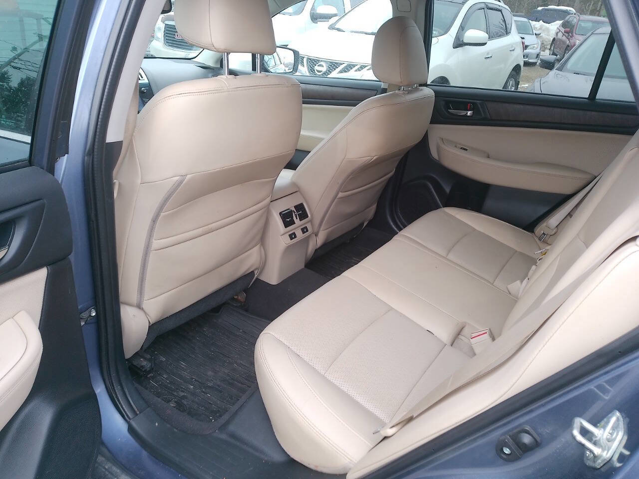 Used 2016 Subaru Outback 2.5i Limited image 26