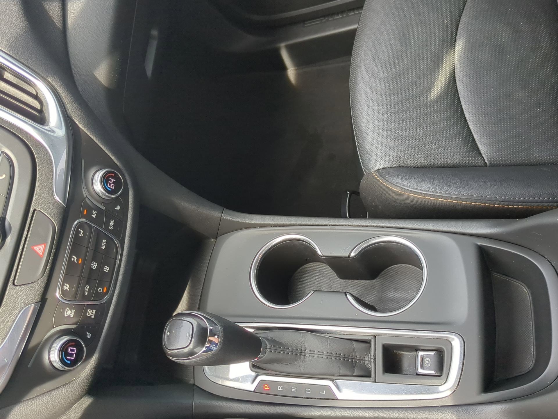 Used 2021 Chevrolet Equinox LT FWD image 17