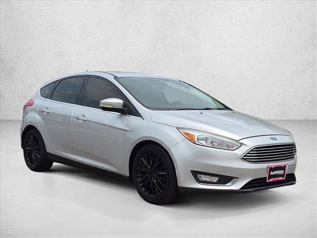 Used 2017 Ford Focus Titanium FWD video 3