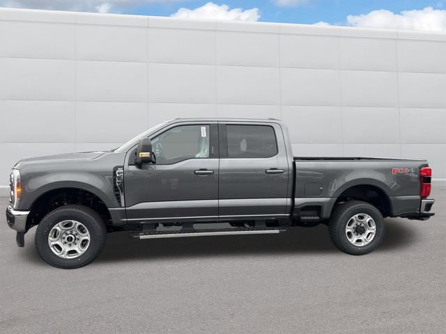 New 2026 Ford F250 XLT image 2