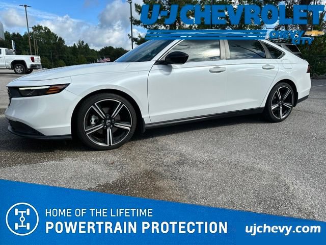 Used 2023 Honda Accord Sport image 1