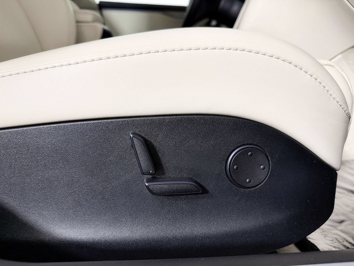 Used 2018 Tesla Model S 100D AWD/4WD image 49