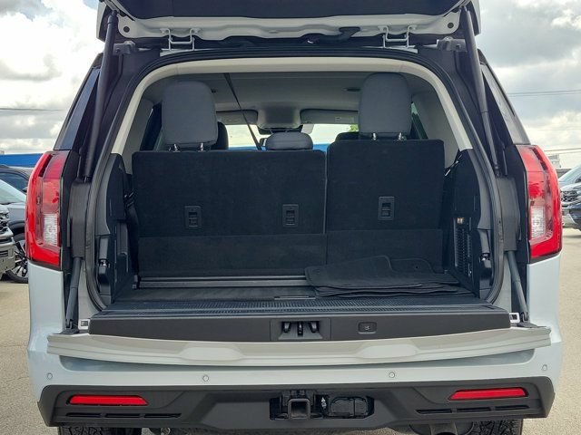 Certified 2025 Ford Expedition Active RWD image 15