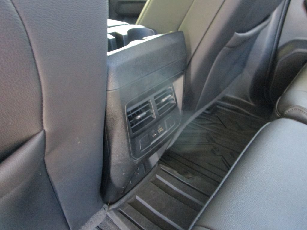 Used 2023 GMC Canyon Elevation w/ Elevation Premium Package AWD/4WD image 23