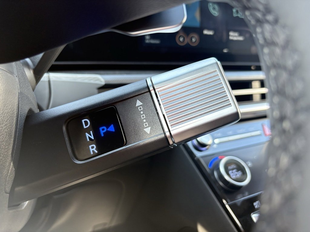 New 2025 Hyundai Santa Fe SEL image 10