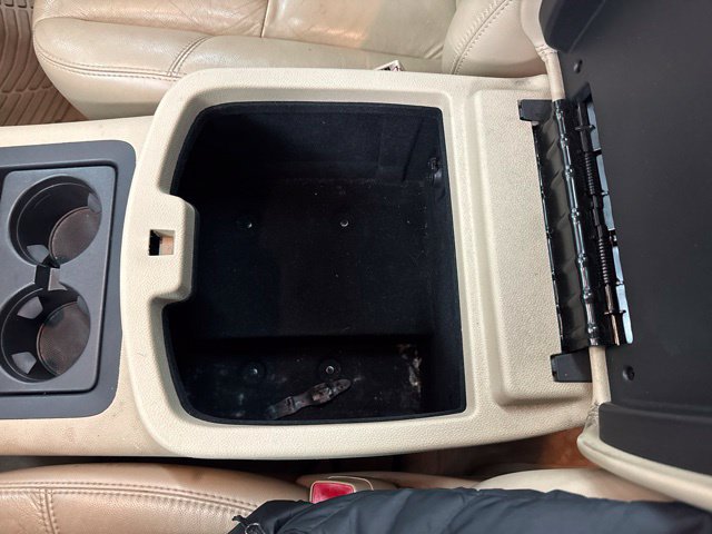 Used 2007 GMC Yukon SLT w/ SLT Preferred Equipment Group AWD/4WD image 42