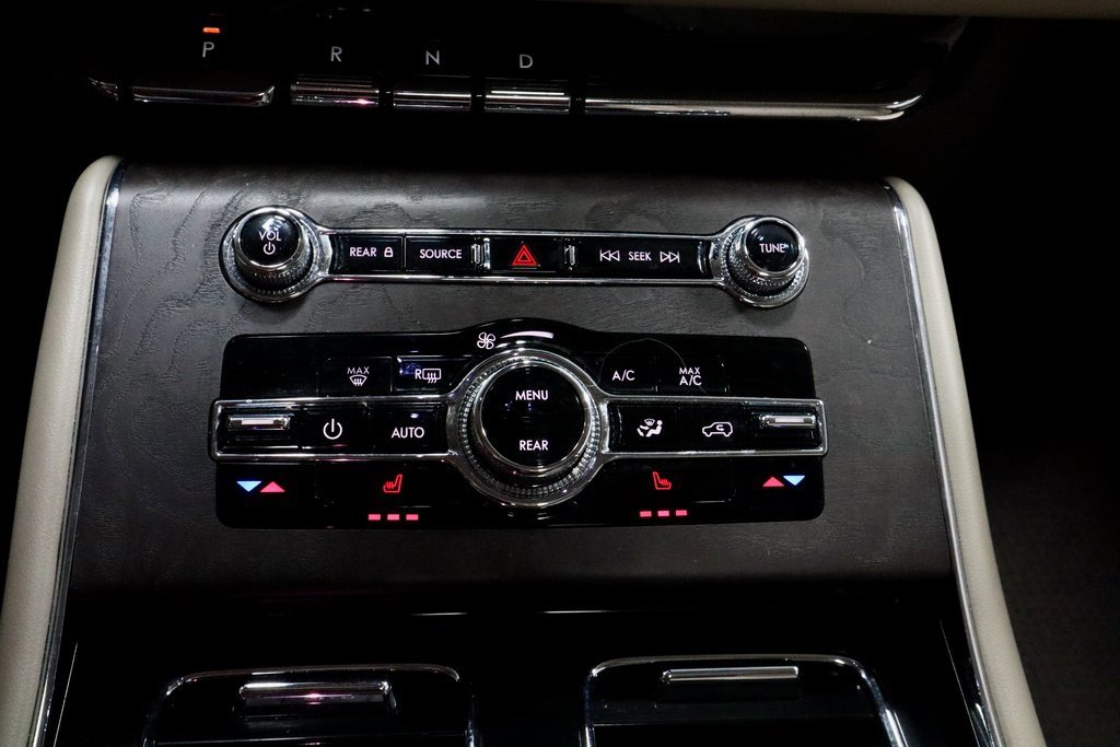 Used 2023 Lincoln Aviator Reserve w/ Class IV Trailer Tow Package image 34