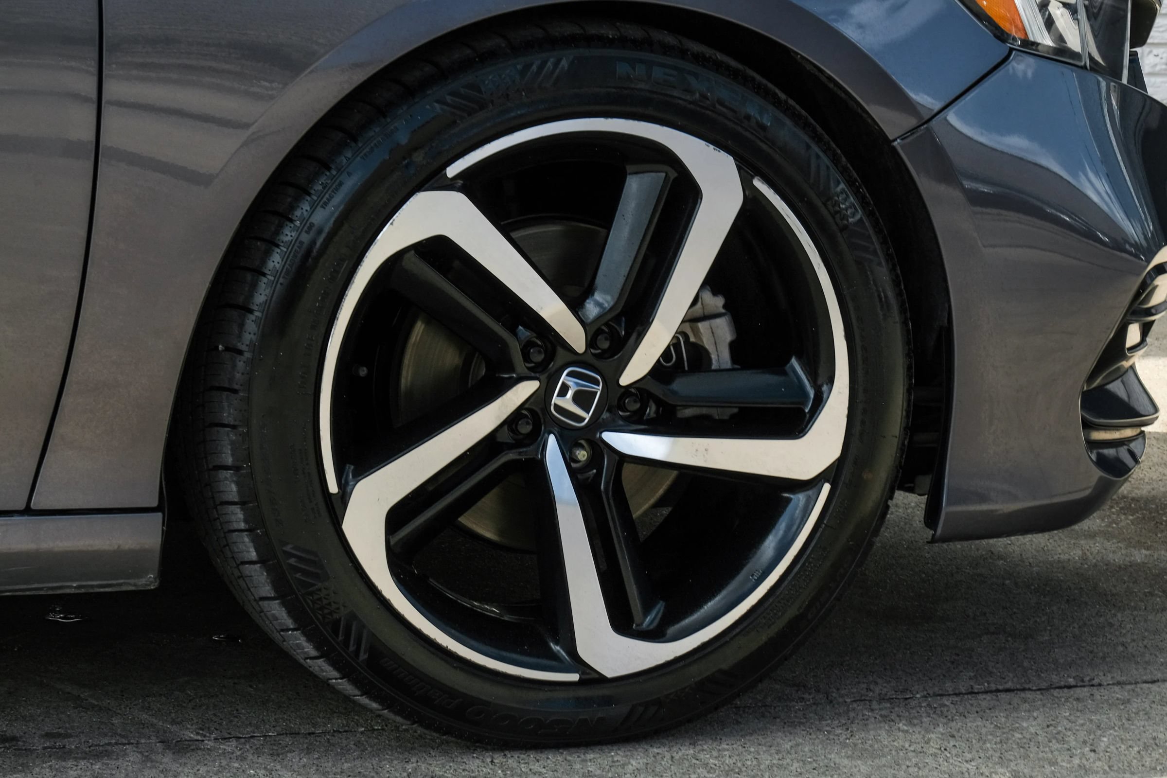 Used 2018 Honda Accord Sport image 49