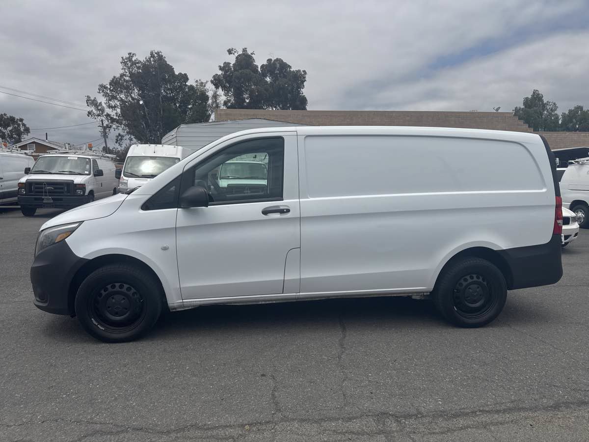 Used 2020 Mercedes-Benz Metris image 4