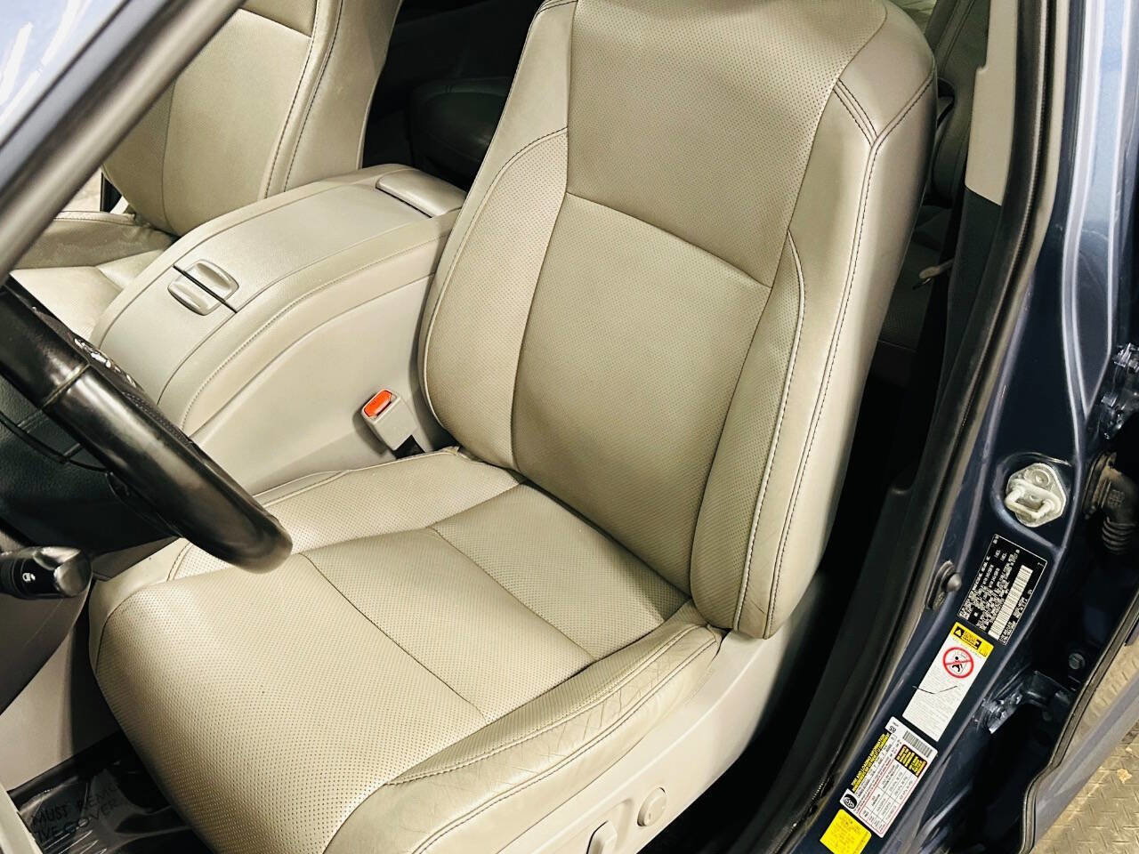 Used 2019 Toyota Highlander Limited Platinum AWD/4WD image 24
