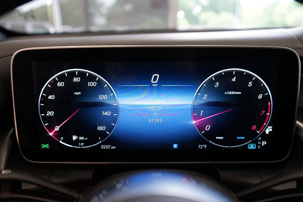 Used 2024 Mercedes-Benz GLC 300 4MATIC image 33
