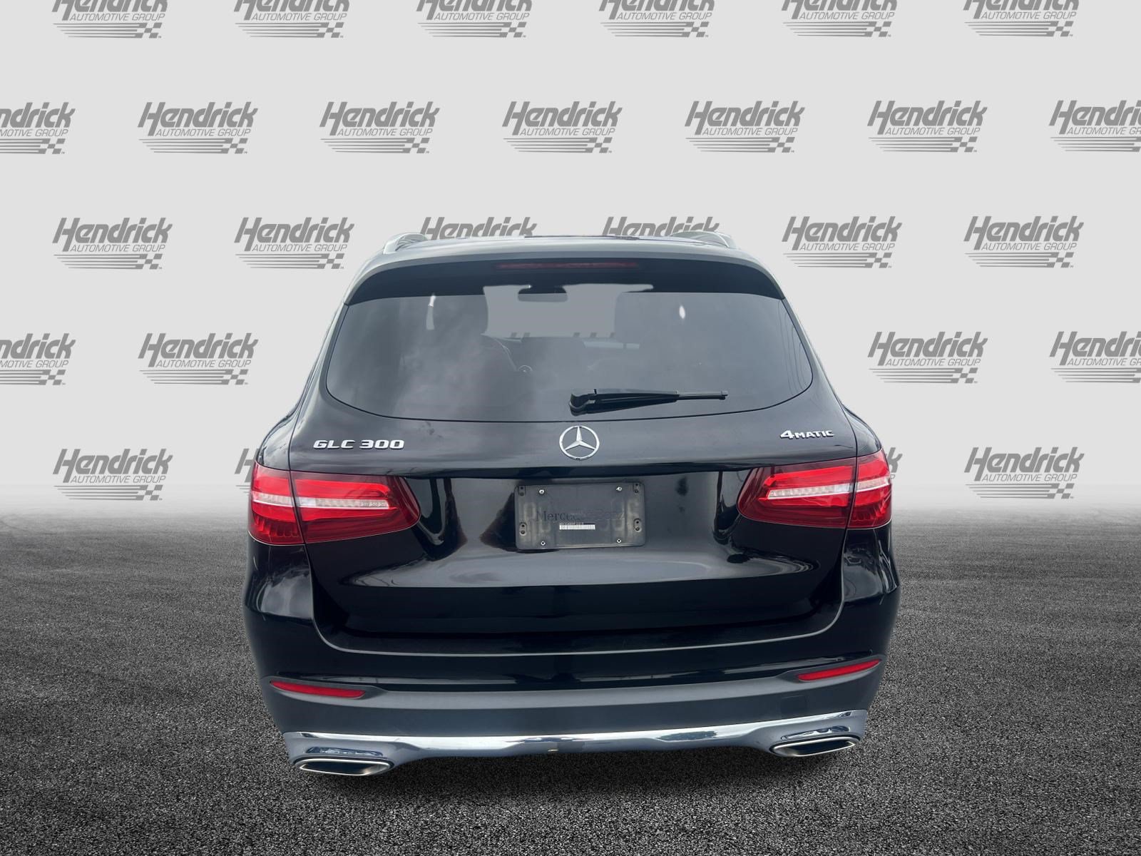 Used 2017 Mercedes-Benz GLC 300 4MATIC image 9