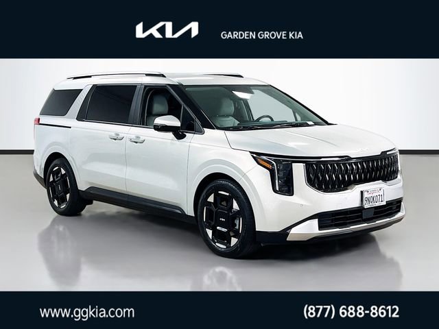 Certified 2025 Kia Carnival EX image 1