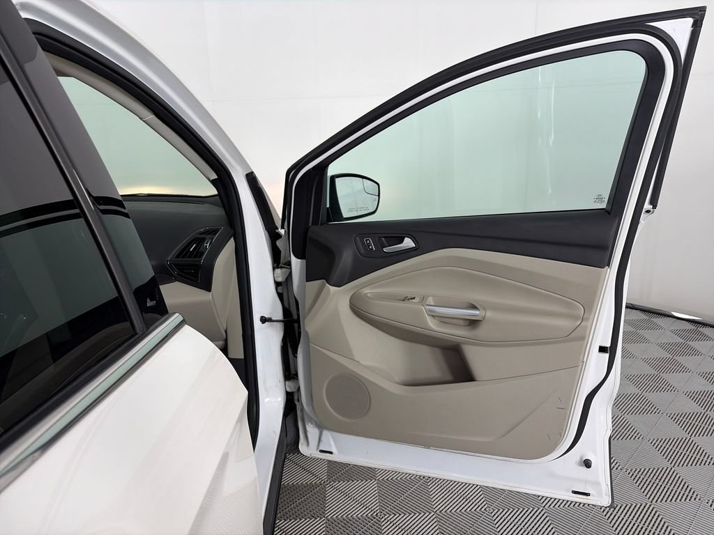 Used 2014 Ford Escape Titanium AWD/4WD image 30