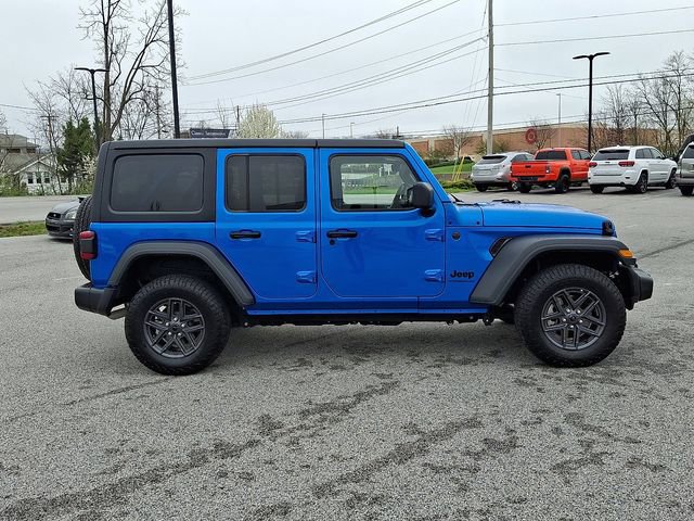 Used 2025 Jeep Wrangler Sport S image 11