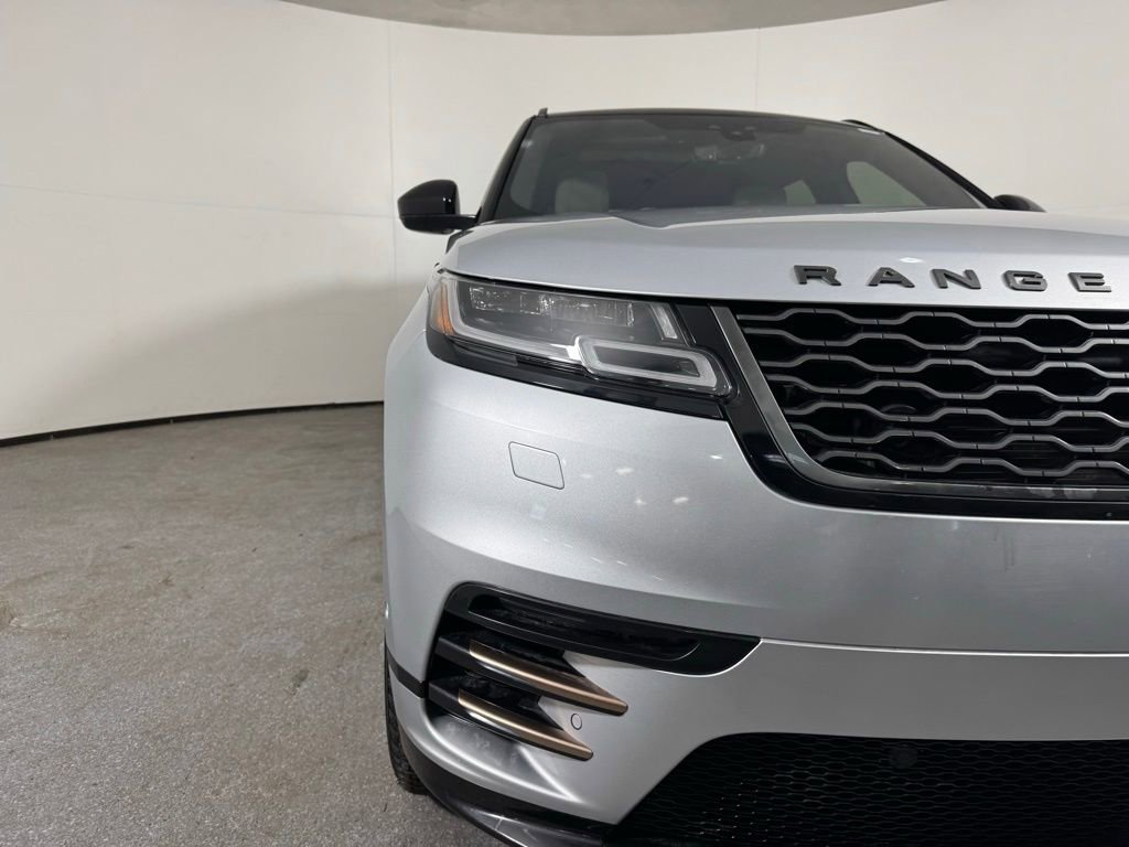 Used 2019 Land Rover Range Rover Velar R-Dynamic SE image 4