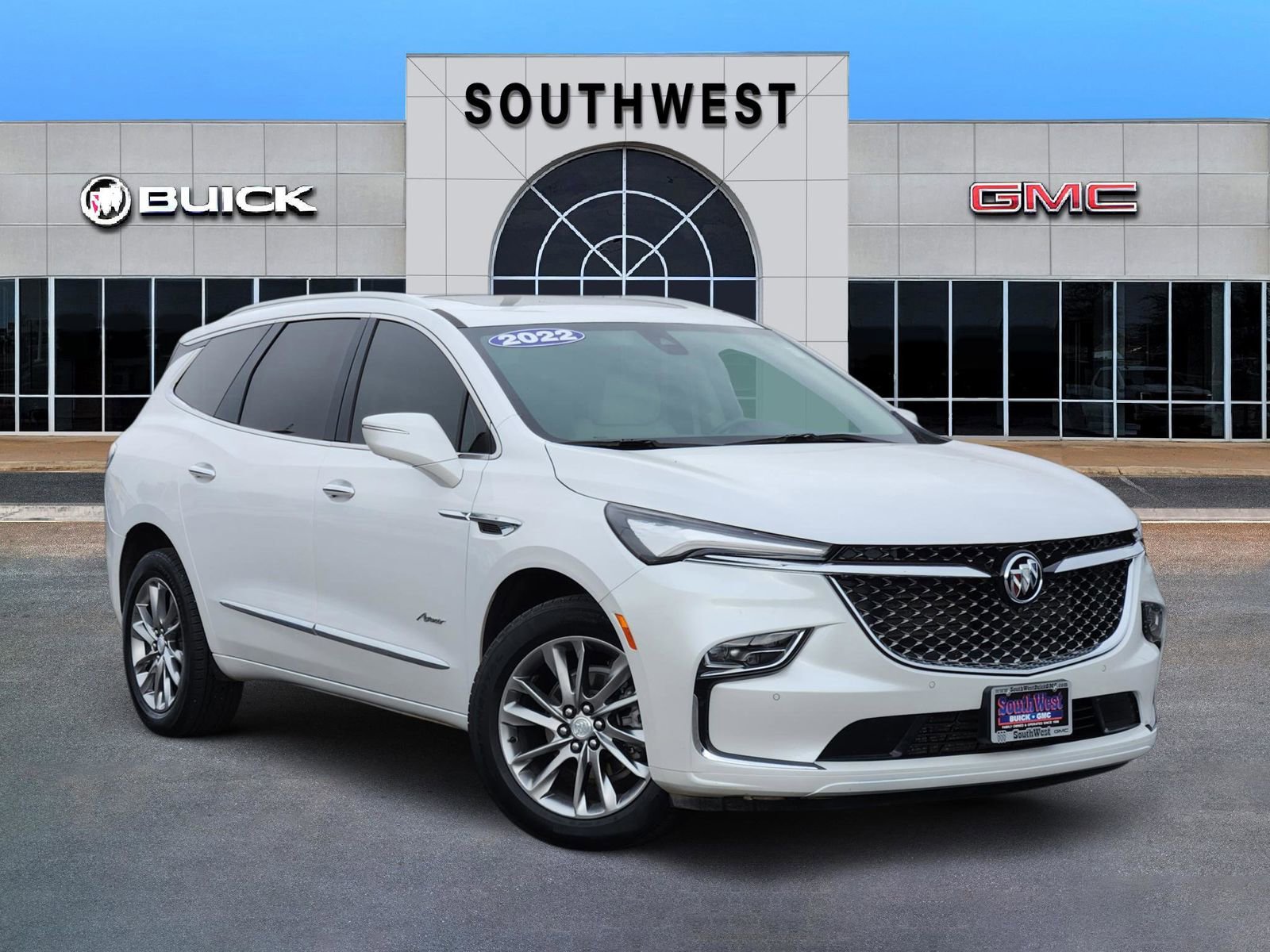 Used 2022 Buick Enclave Avenir w/ Avenir Technology Package