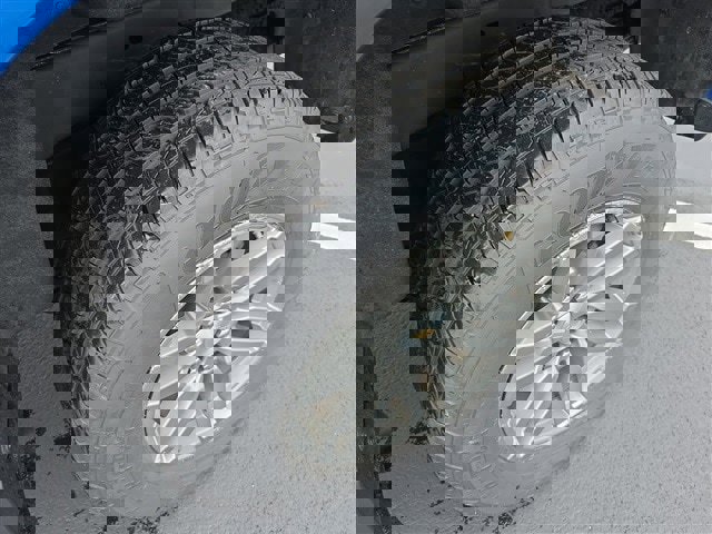 Used 2023 Chevrolet Colorado LT w/ LT Convenience Package II image 17