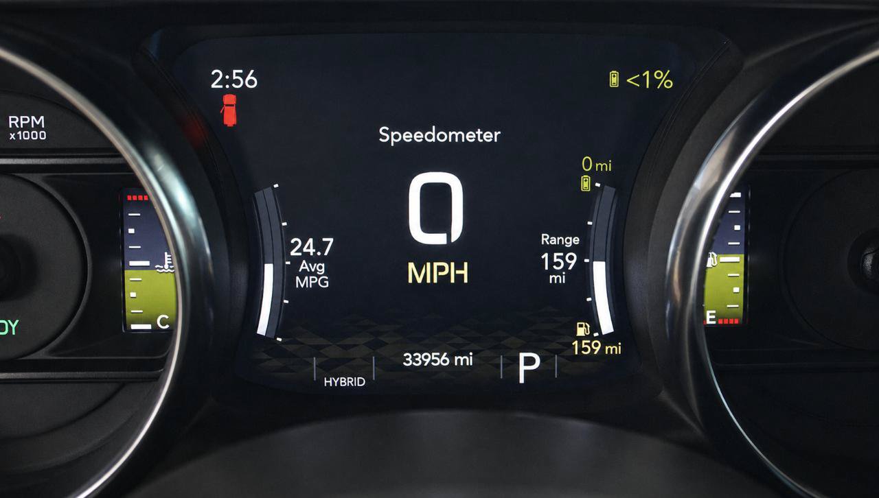 Used 2023 Jeep Wrangler Unlimited Rubicon 4xe w/ Cold Weather Group AWD/4WD image 21