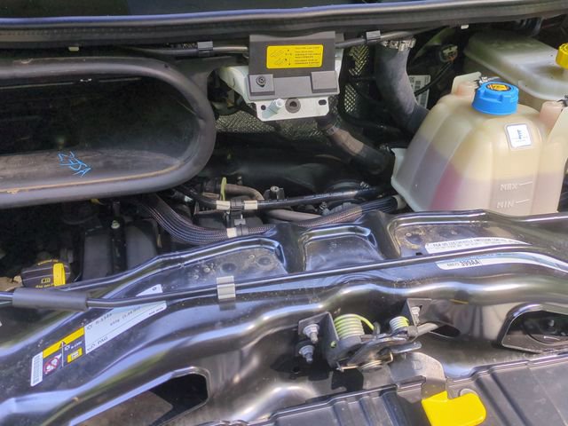 Used 2025 RAM ProMaster 2500 w/ Convenience Group FWD image 25