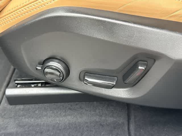 Used 2021 Volvo XC60 T5 Inscription FWD image 15