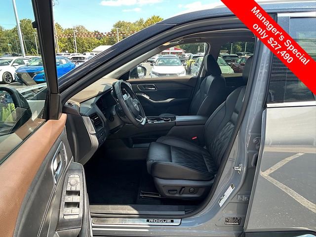 Certified 2023 Nissan Rogue Platinum w/ Platinum Premium Package image 13